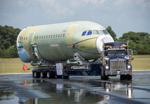 Protections logistiques et bâches de transport - obturateurs de tronçon d'avion toile technique et mousse